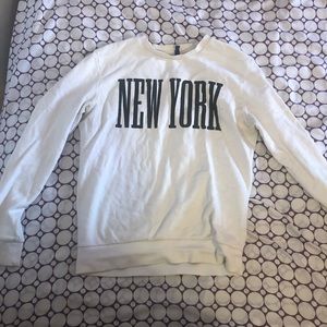 New york sweater Small